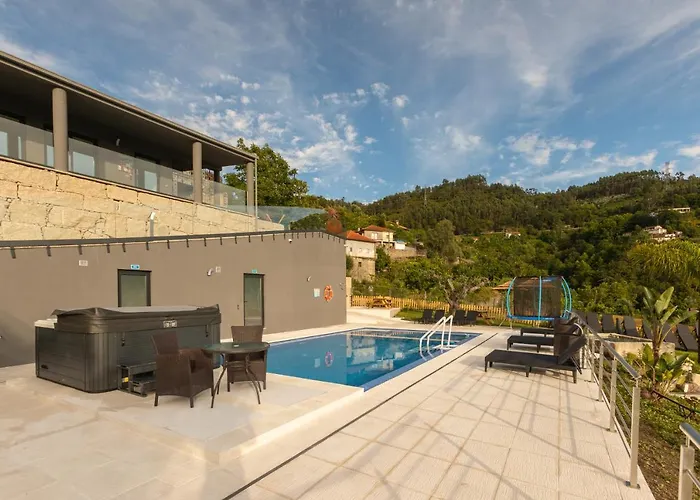 Quinta Flor De Lis, Geres * 비에이라도미노