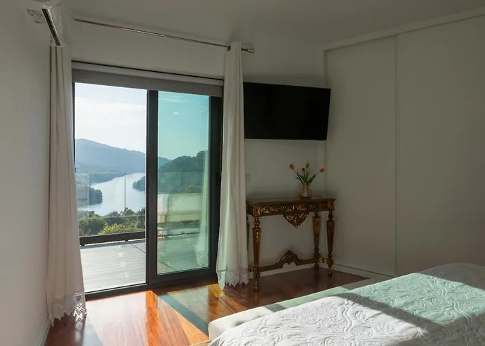 Quinta Flor De Lis, Geres Сasa de vacaciones *